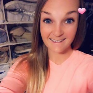 Meet your Posher, Jacqueline